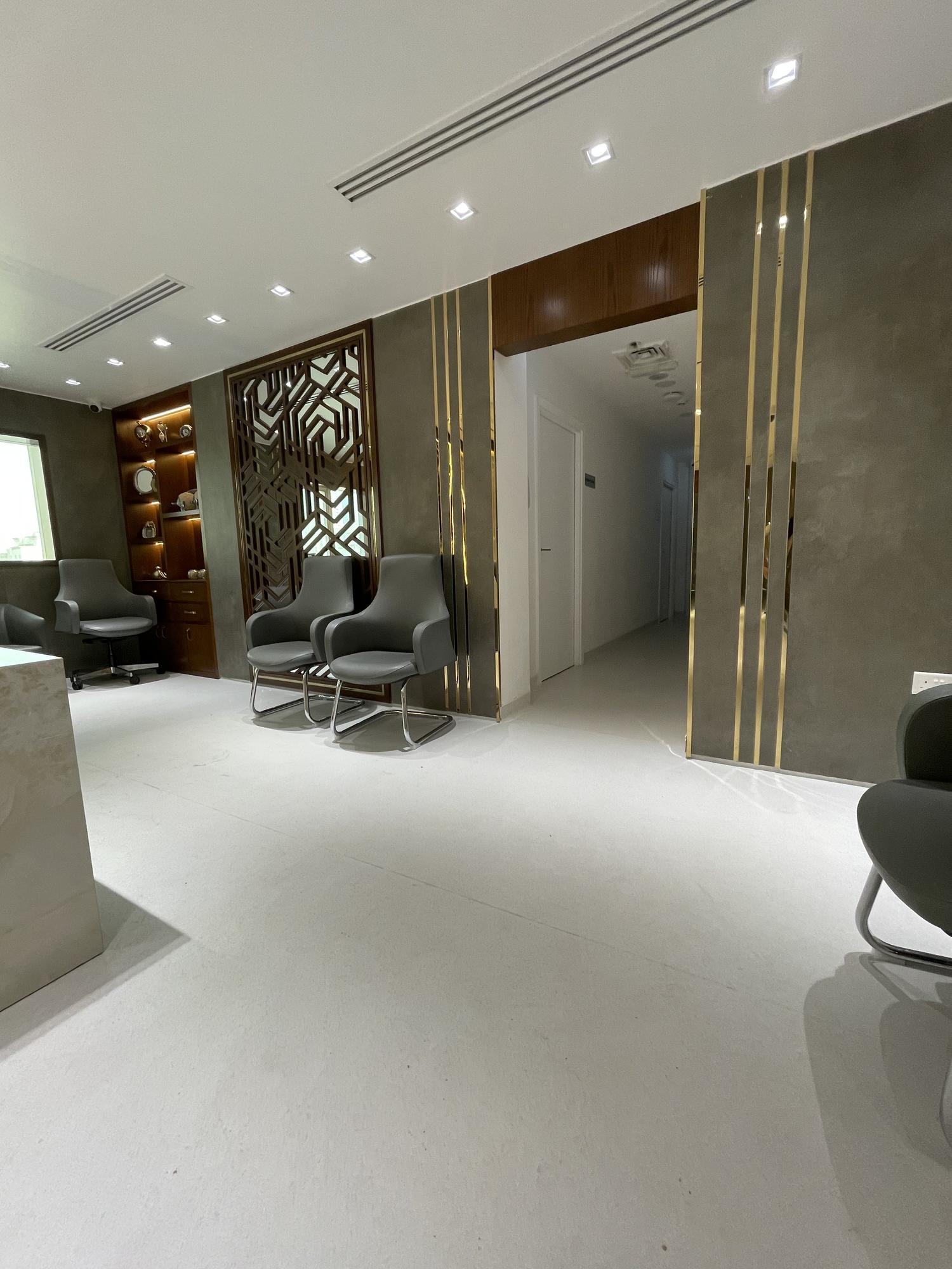 Gold-line Corridor Wall